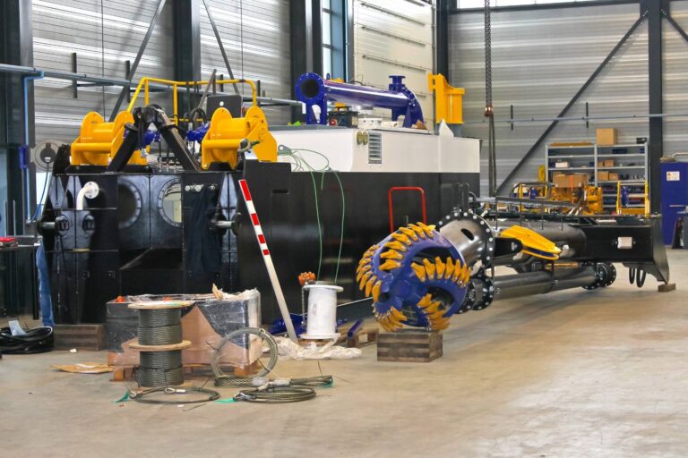 Understanding Dredge Rental Cost Factors That Influence Pricing
