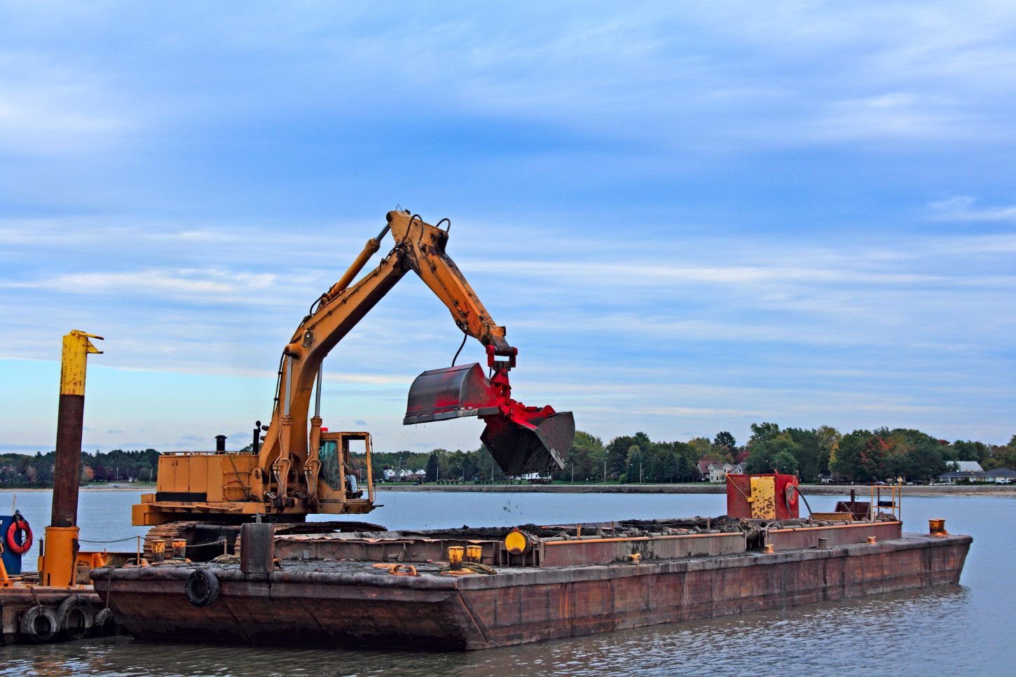 What Is a Dredge Barge A Complete Guide to Its Role in Dredging Operations